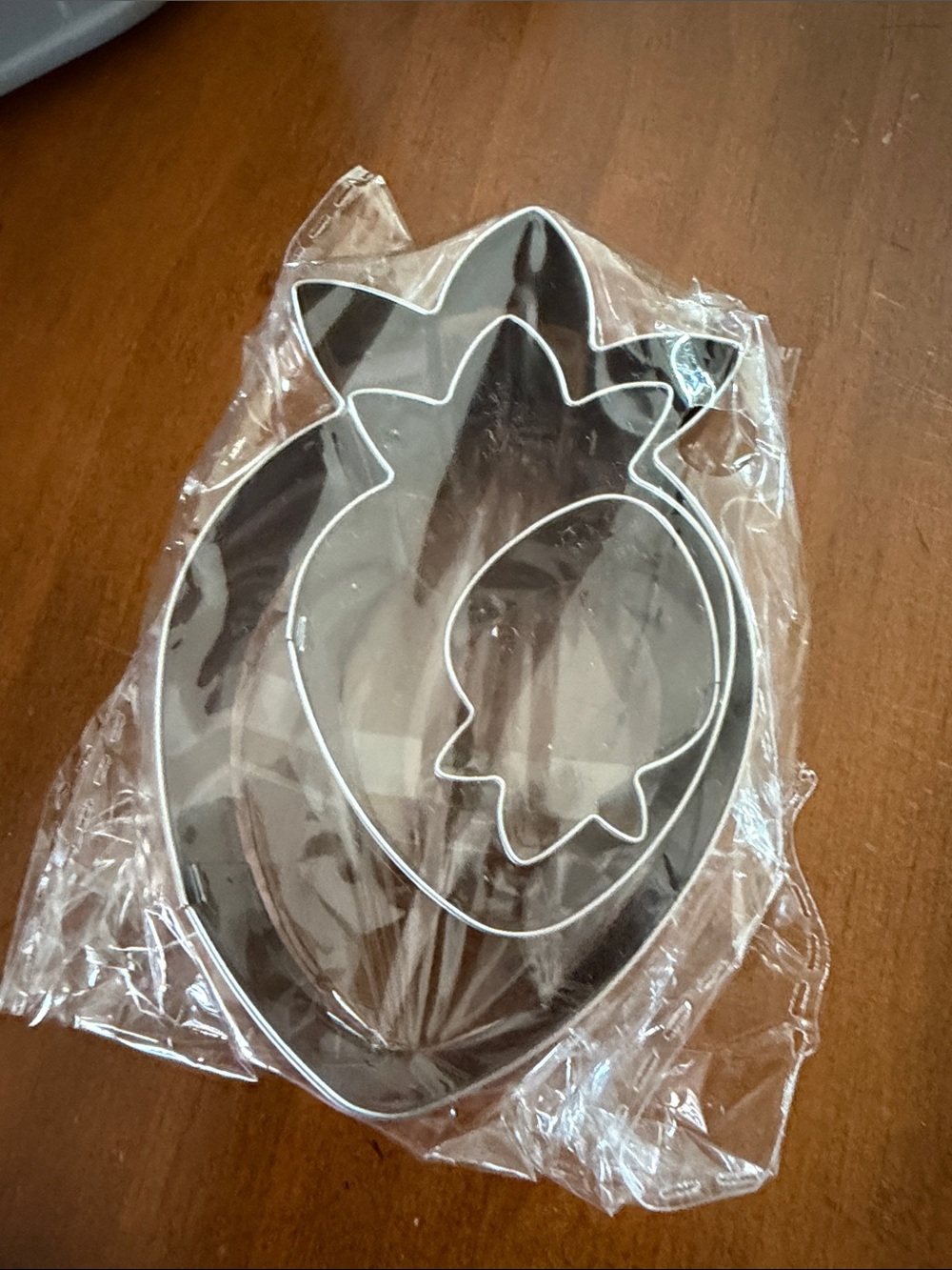 Metal Strawberry Cookie Cutter Set - Silver